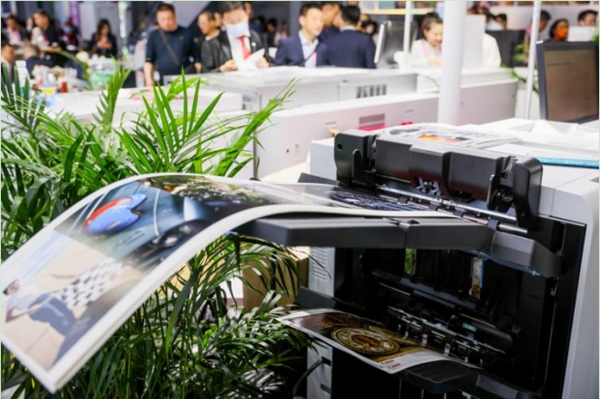 imagePRESS V1350 1100mm長紙打印高質量輸出_副本.jpg